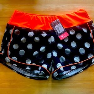 Oiselle Aviary shorts - Size 6